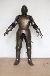 Photos Medieval Knight in plate armor 6